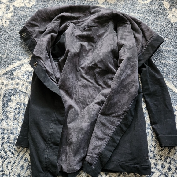 Lululemon wrap sweater - Picture 1 of 1